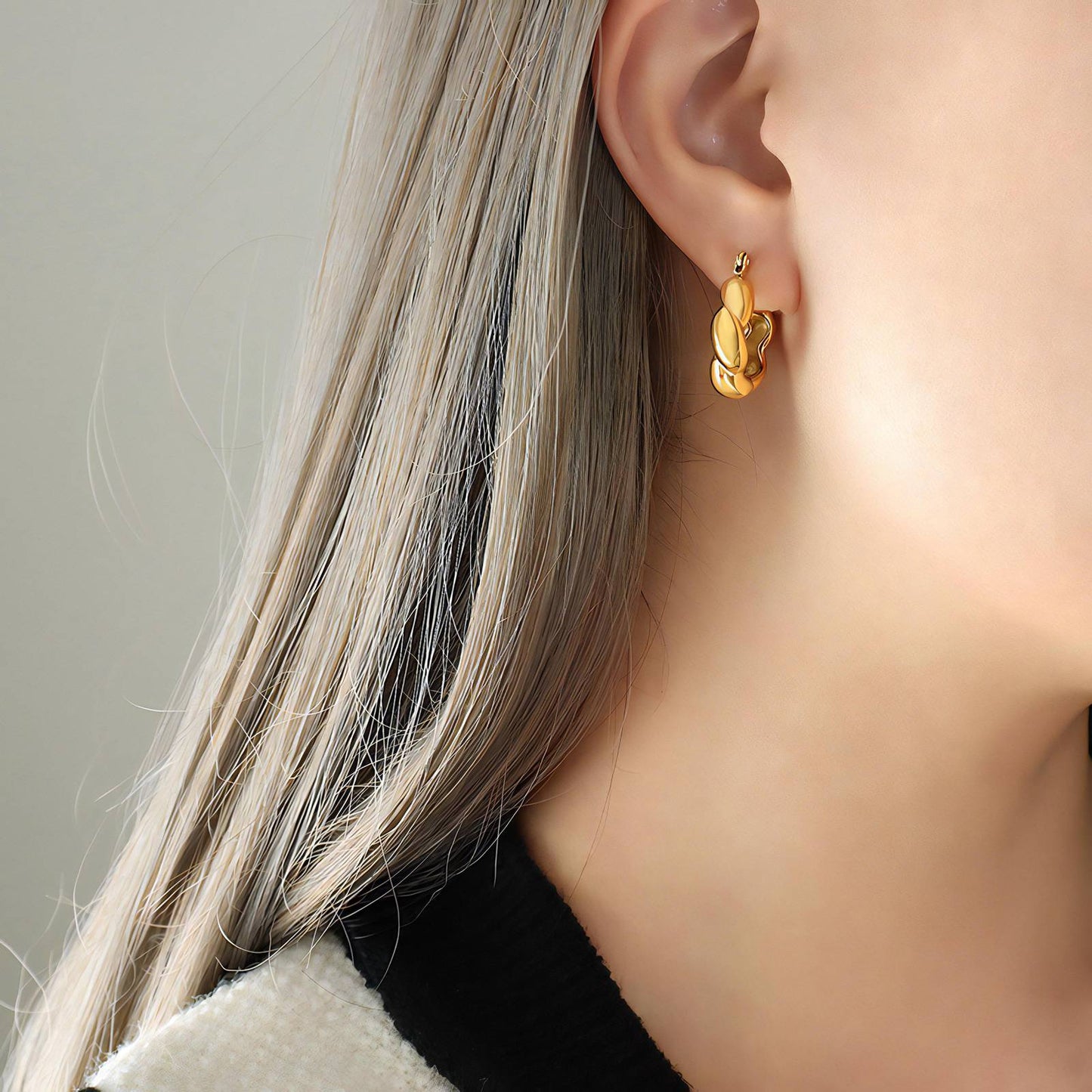 Vida Earrings