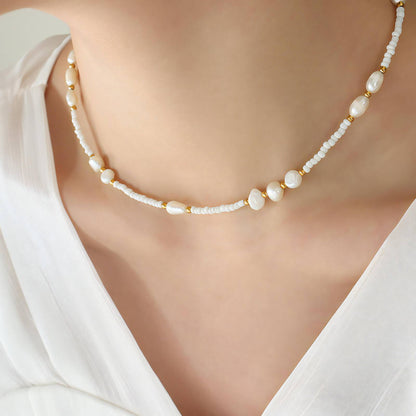 Lily Necklace